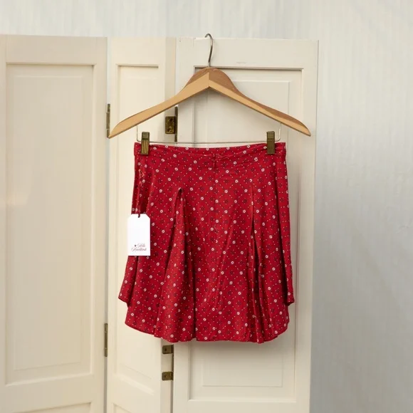 Red Floral Circle Skirt - Picture 3 of 5